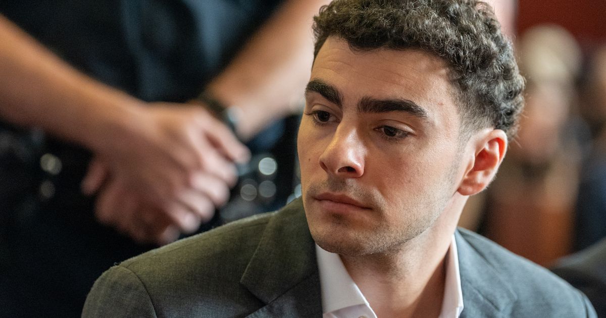 Luigi Mangione’s state murder trial postponed indefinitely amid double jeopardy fight