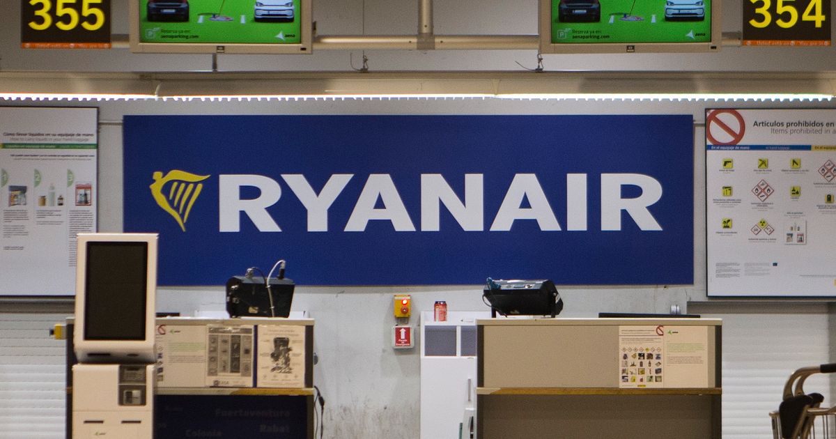 Broken engine part shattered the Ryanair flight window that a passenger’s head got sucked into: NTSB