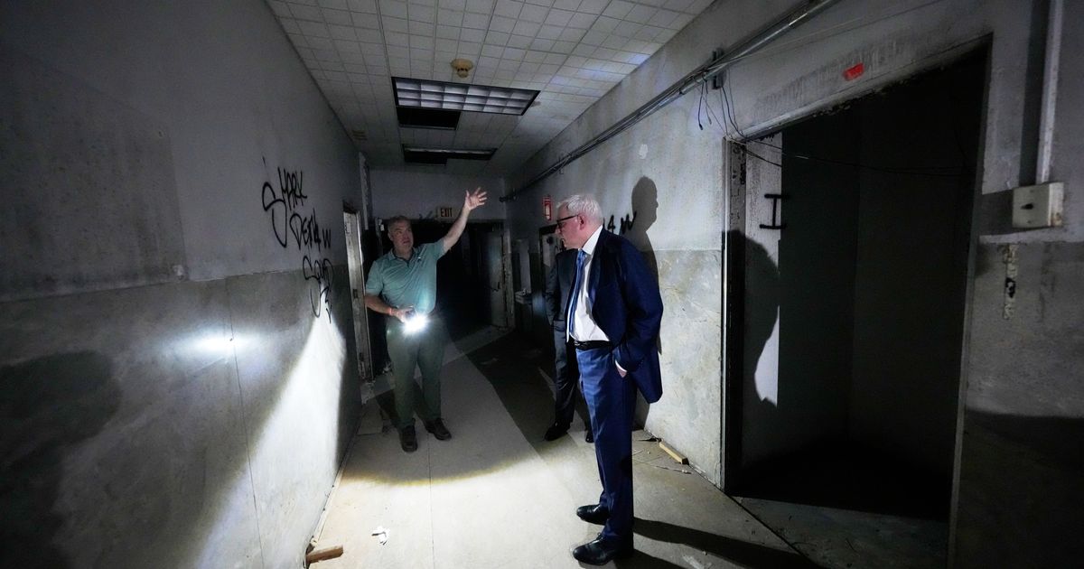 Beloved New Orleans hospital, wracked by floods and grief in Hurricane Katrina, to get a makeover