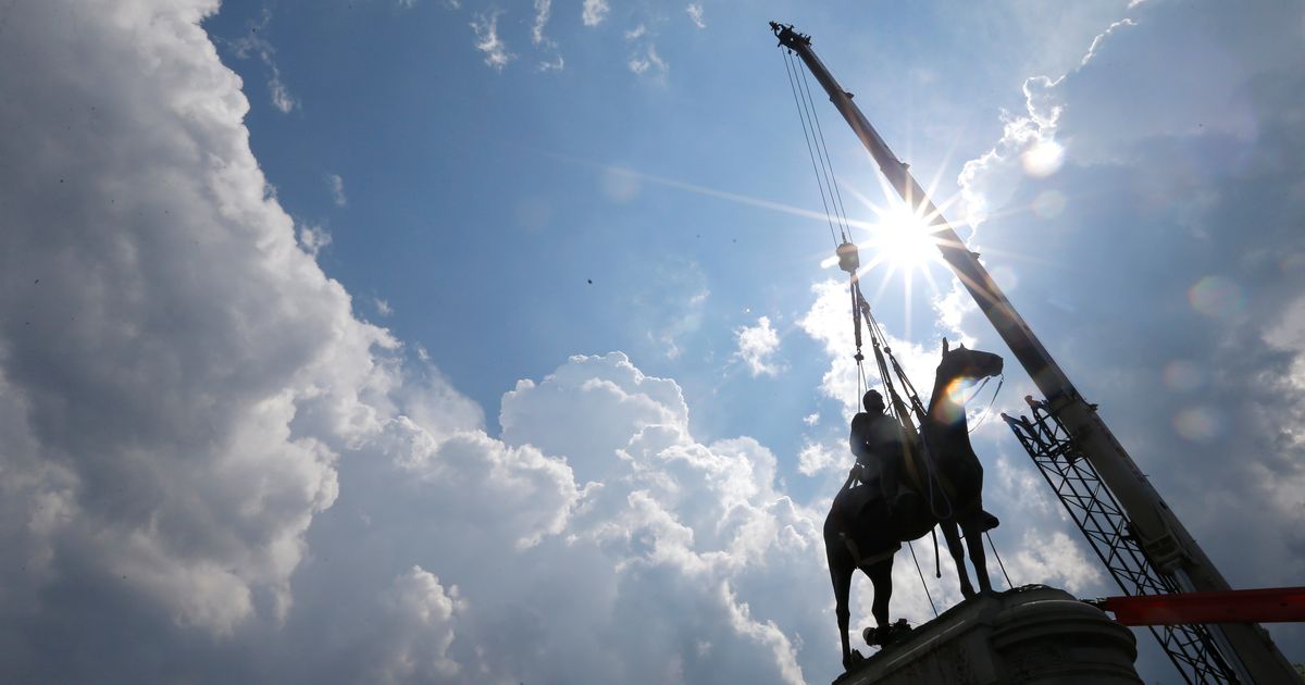 Judge Rules Two Virginia Schools Must Change Confederate Names - image 1