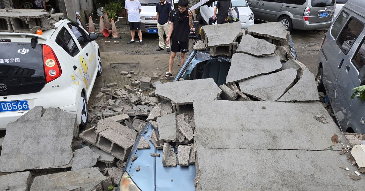 China evacuates one million from homes as massive storm arrives - image 2