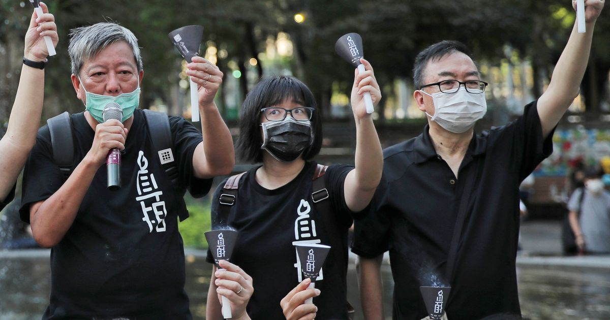 2 organizers of Hong Kong’s Tiananmen vigils convicted in national security case