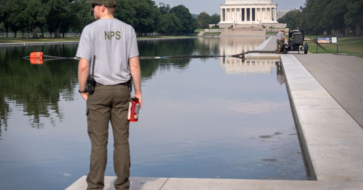 Reflecting Pool’s botched repairs threaten to tarnish the National Park Service’s reputation