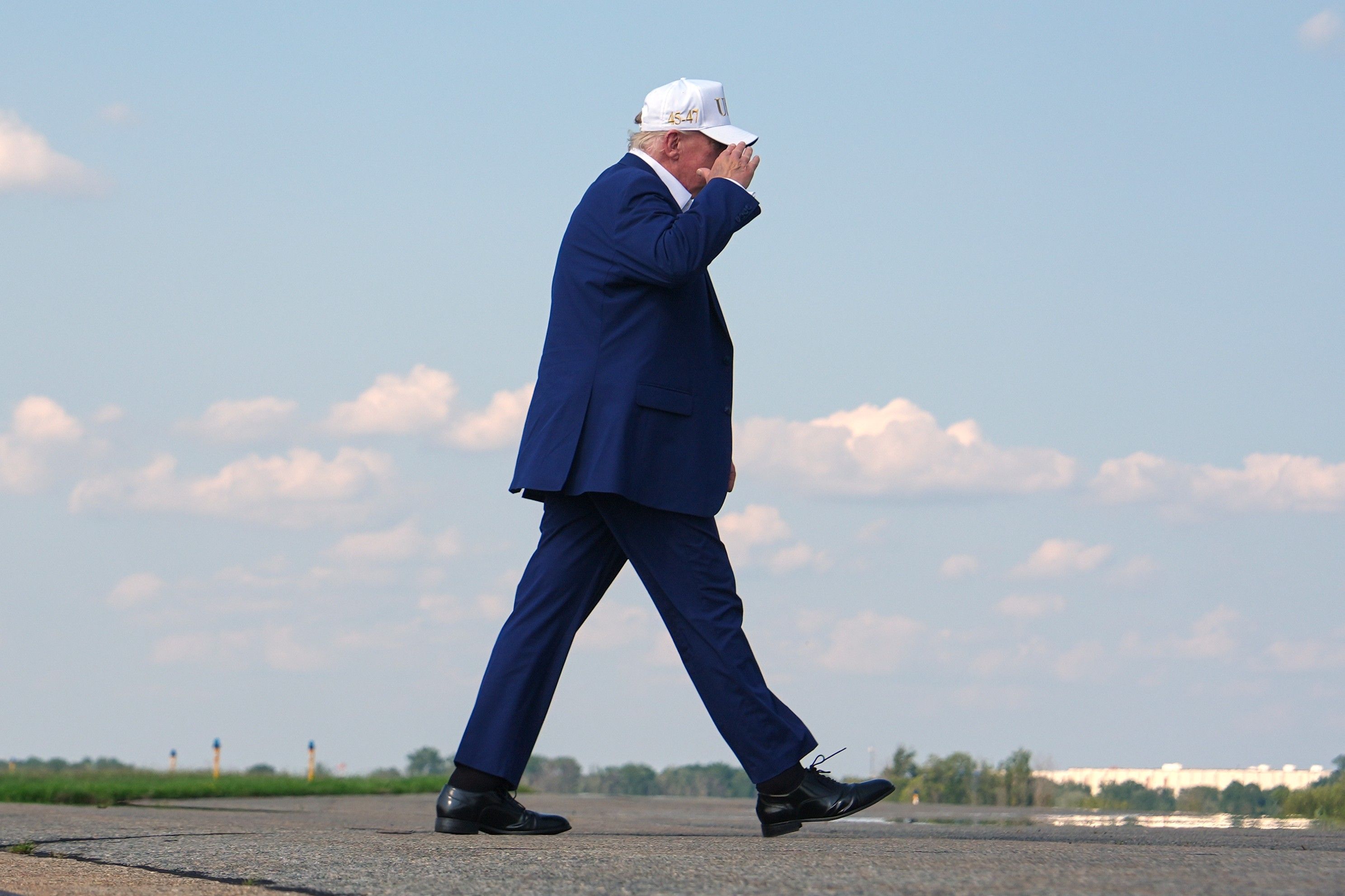 Trump pivots back to sanctions for Iran as other strategies to end