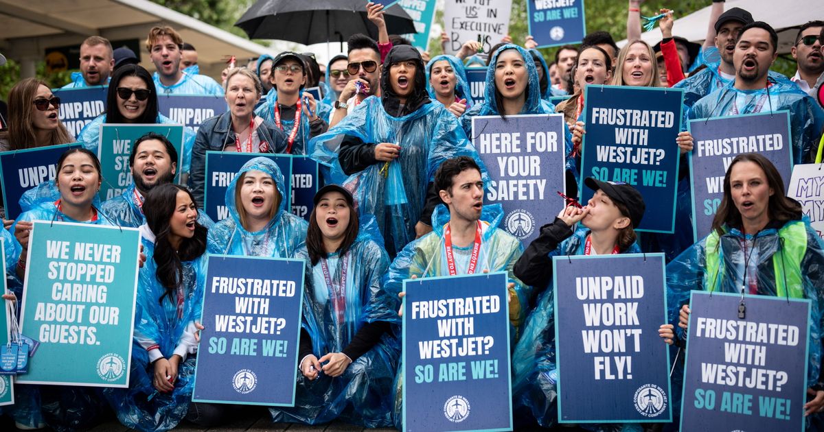 WestJet Strike Ends After Canadian Airline Reaches Deal With Flight Attendants - image 2