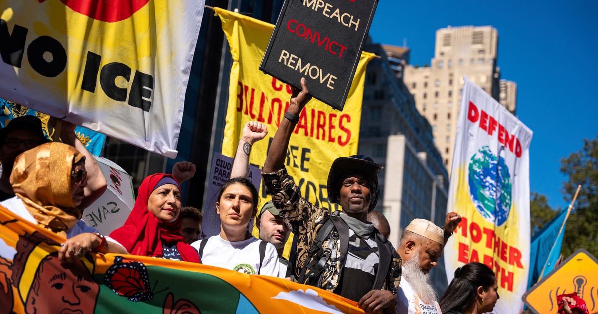 The Earth is sizzling, but climate isn’t a hot topic for Democrats in this year’s campaigns