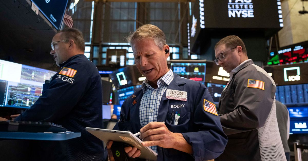 US futures mostly higher as the artificial intelligence business booms