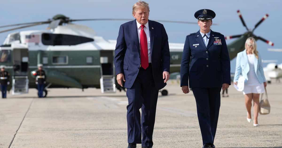 White House construction contributed to radio problems that let Trump copter come close to jet