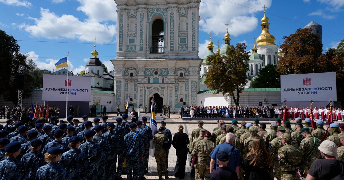 European leaders mark Ukraine’s 35th Independence Day as Russian invasion pushes on