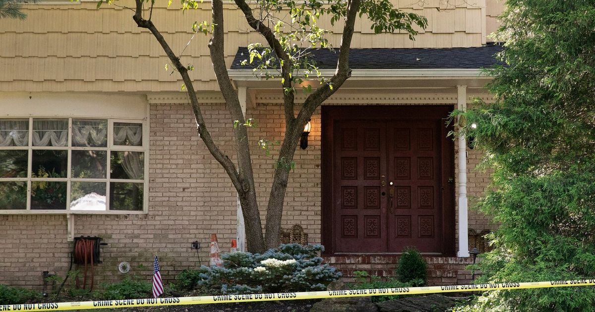 US judges reveal panic buttons, private security in chilling new reports about threats