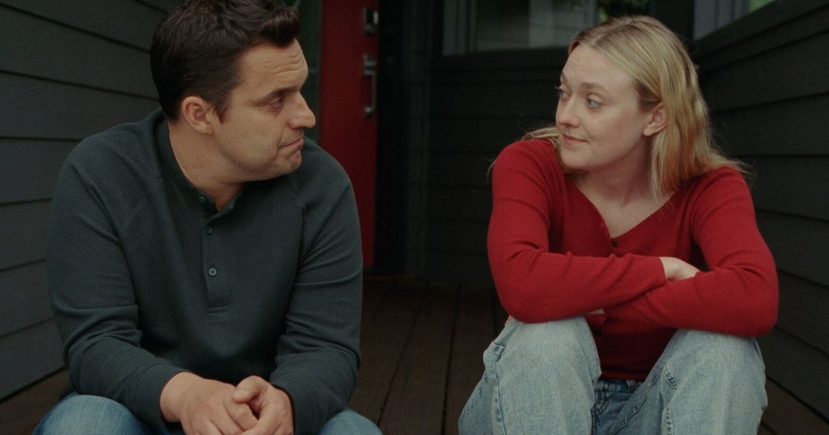 Review: ‘The Sun Never Sets’ navigates a well-balanced love triangle