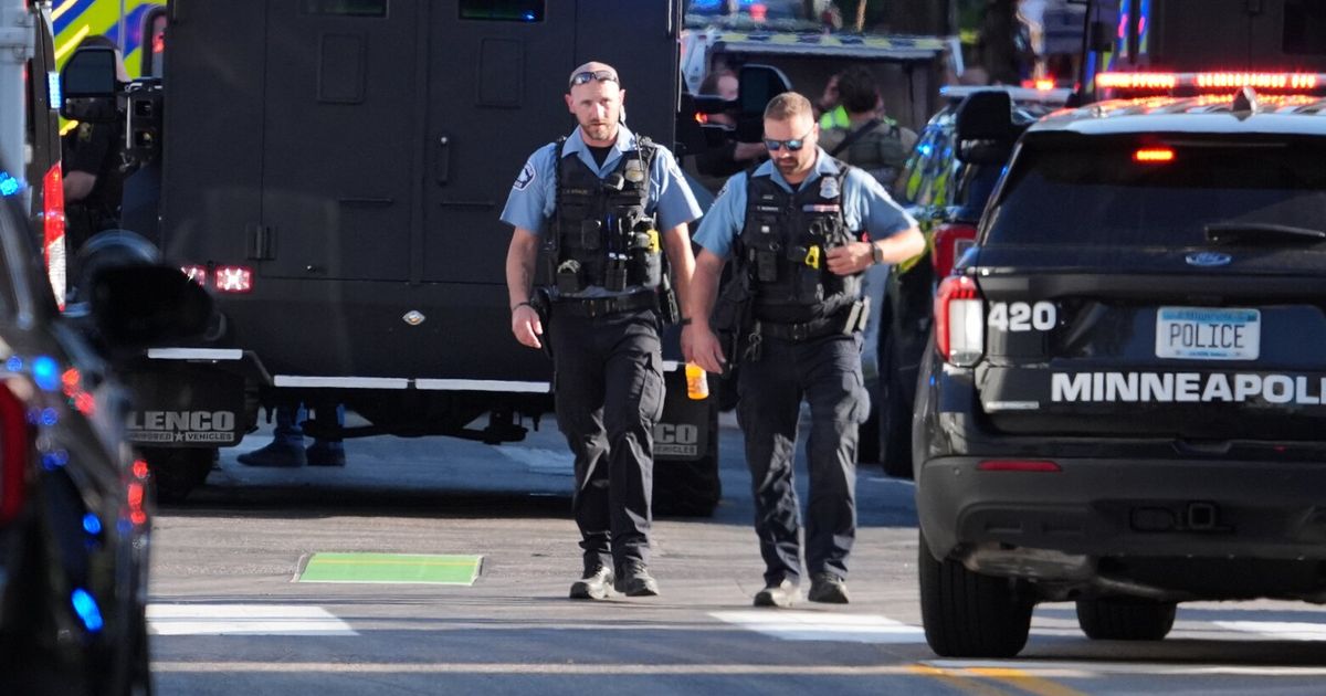 2 people killed and suspect is dead in downtown Minneapolis shooting