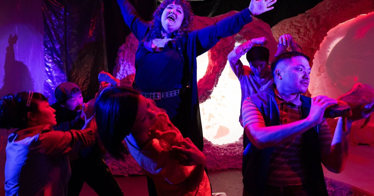 Kent’s Theatre Battery puts on world premiere play ‘Jar of Fat’