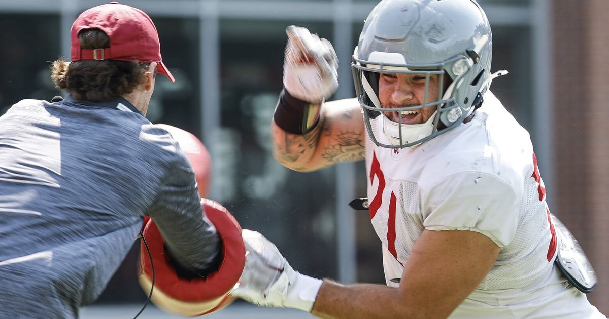 At WSU, a litany of ties to rival Washington and the Apple Cup still remain