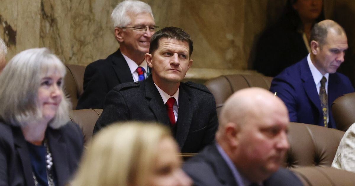WA lawmaker fined for Facebook comments