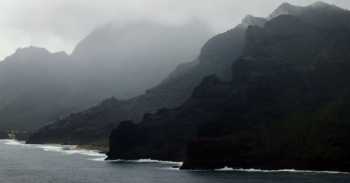 Why Hurricane Lowell could produce rare tornadoes across Hawaiʻi