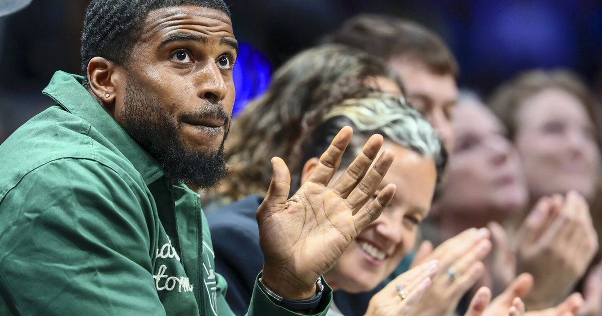 NFL season set to begin without these Seahawks greats