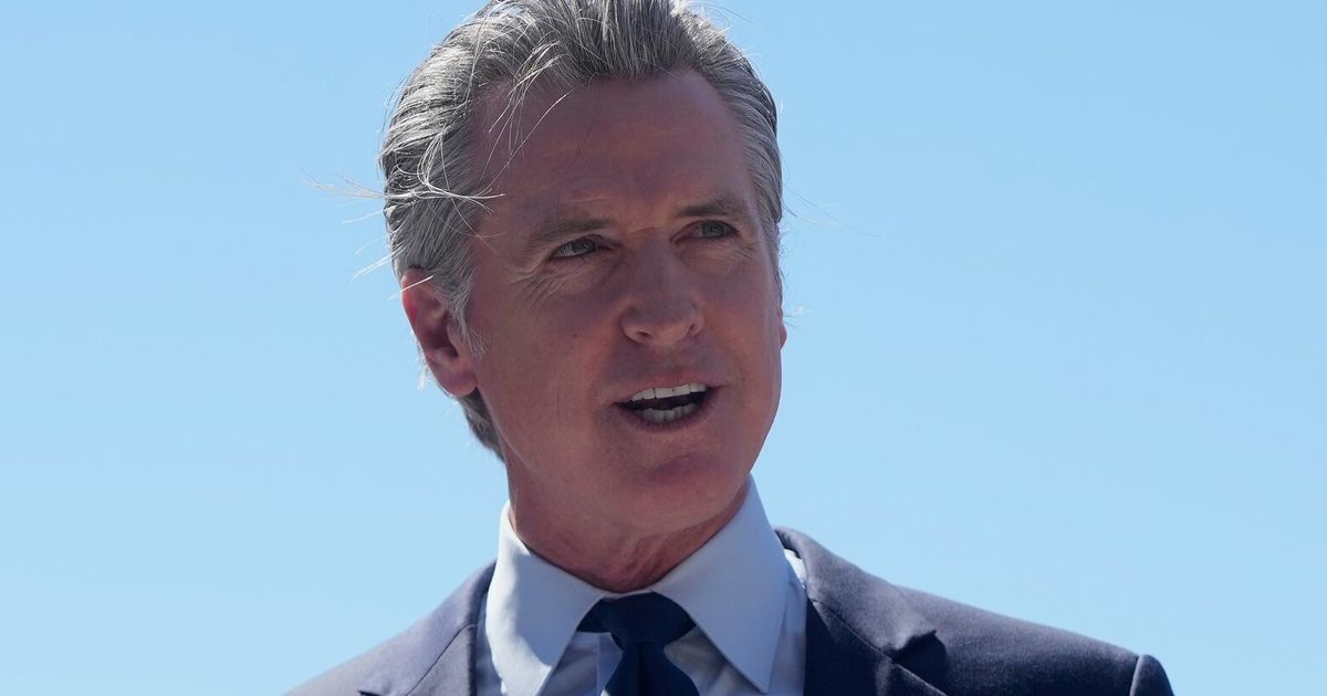 Newsom signs laws to protect kids from risks of social media, AI chatbots