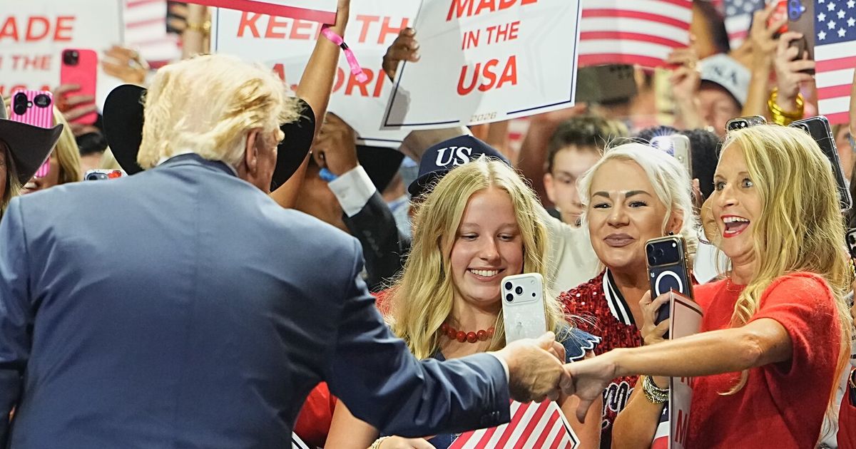 Trump promises $500 Obamacare rebate checks for 1M enrollees in 30 states