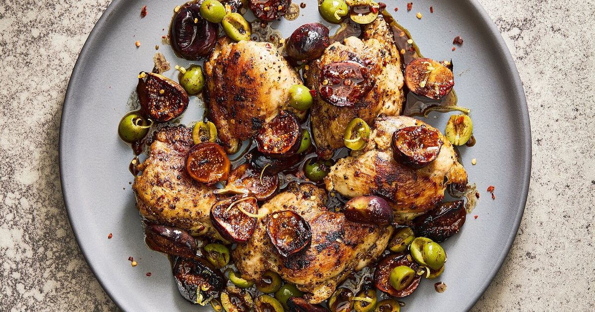 A seared chicken dinner that pops with Mediterranean-inspired flavors