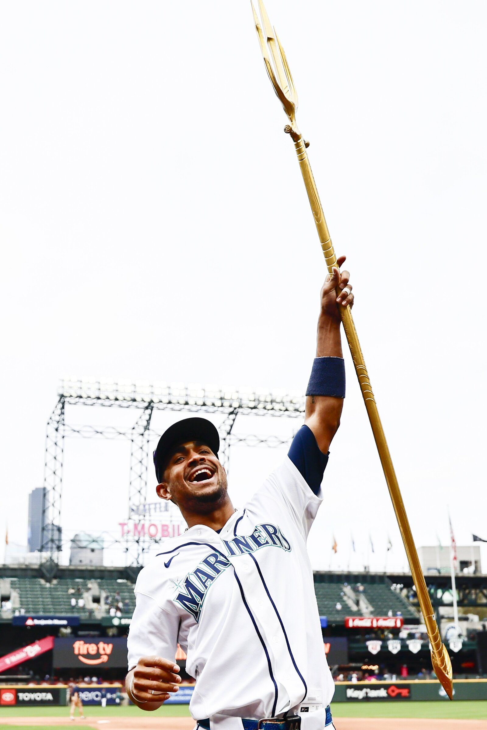 Photos: Seattle Mariners defeat Texas Rangers, 4-3 | The Seattle Times