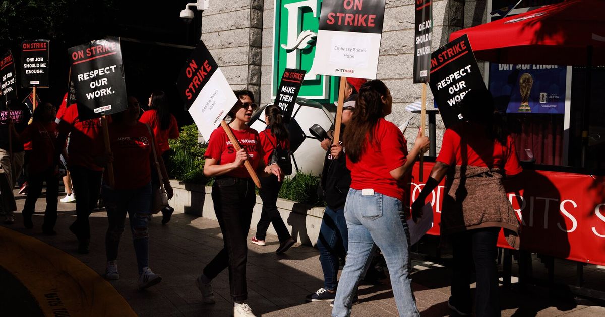 Seattle Hilton workers end strike after ‘tremendous wins’ in contract