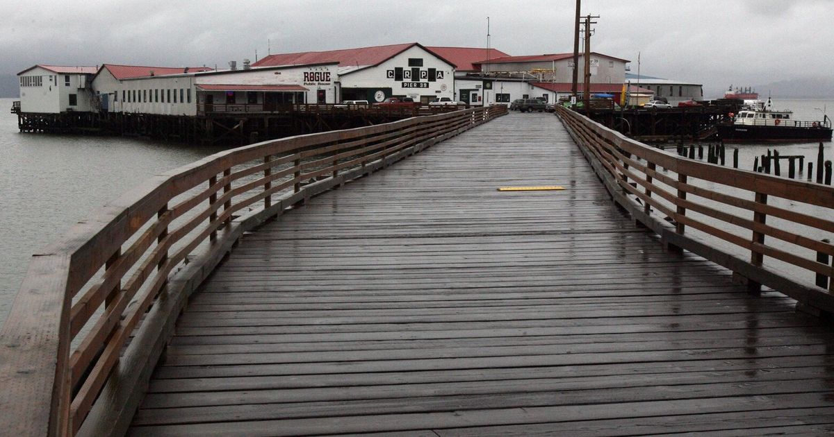 In Astoria, the last ship of its type awaits ‘the big one’