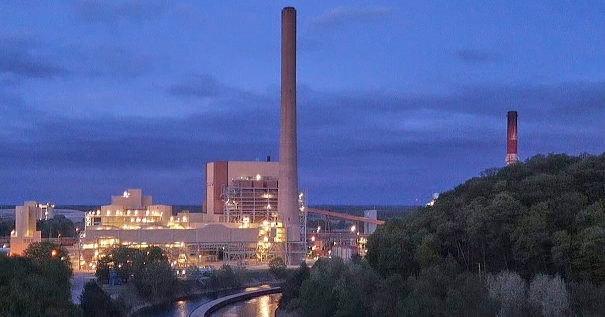 Trump EPA is to eliminate rule that limits planet-warming greenhouse gas emissions from power plants