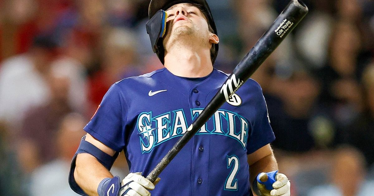 Mariners seal first full losing season since 2019 with loss to Angels