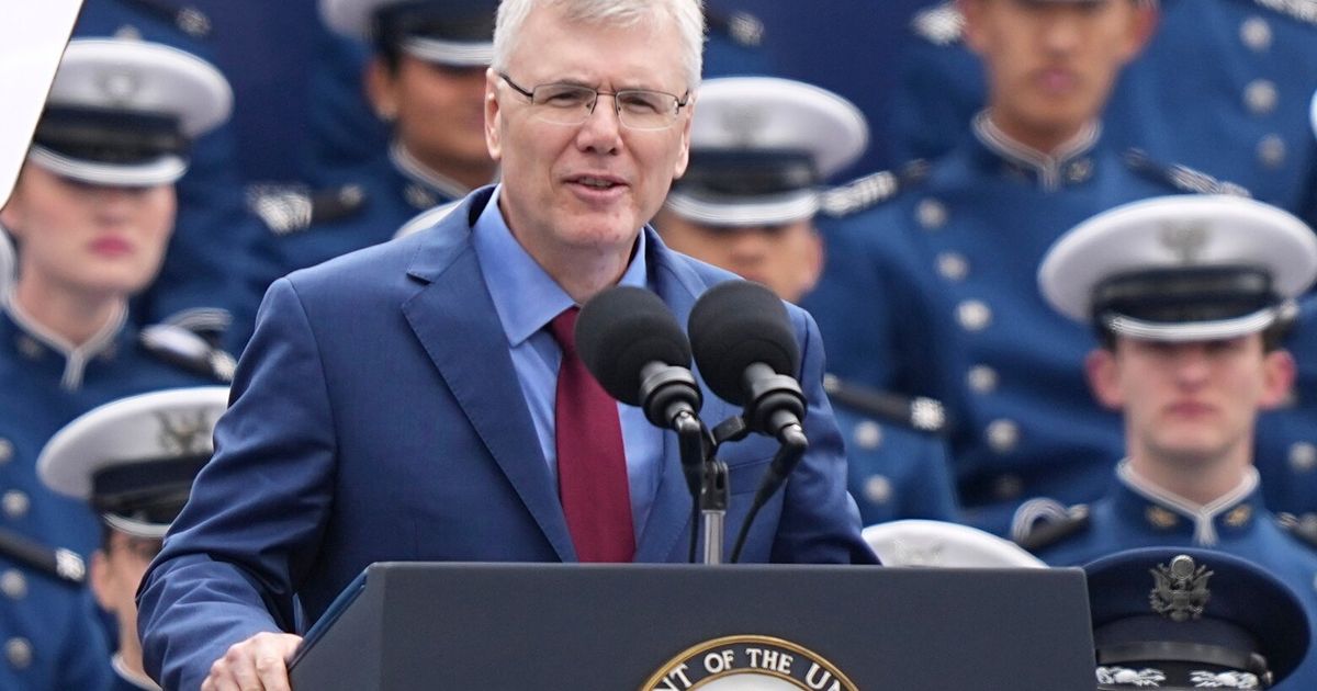 US acknowledges for the first time that it has deployed weapons in space