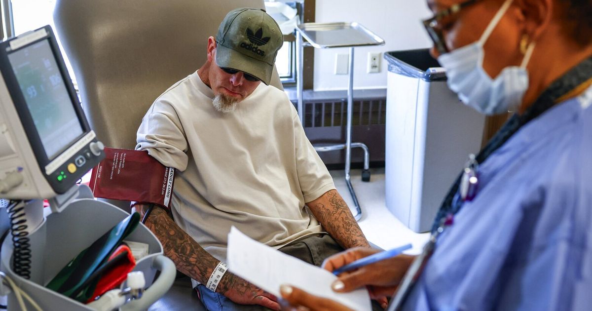 Short on shelter, Seattle respite staff discharge patients to the street