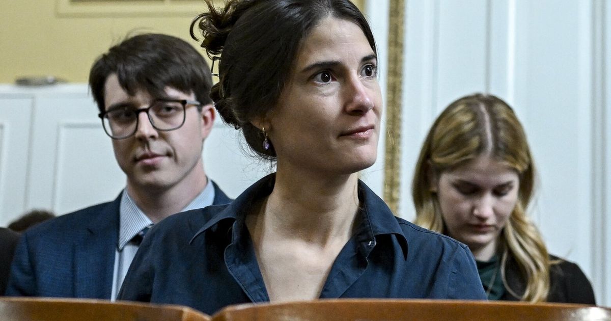 Gluesenkamp Perez breaks with Dems to help Republicans again