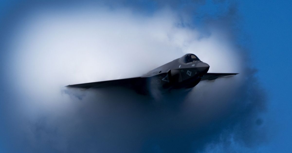 Trump moves ahead with F-35 jet sales to Saudi Arabia despite intelligence concerns