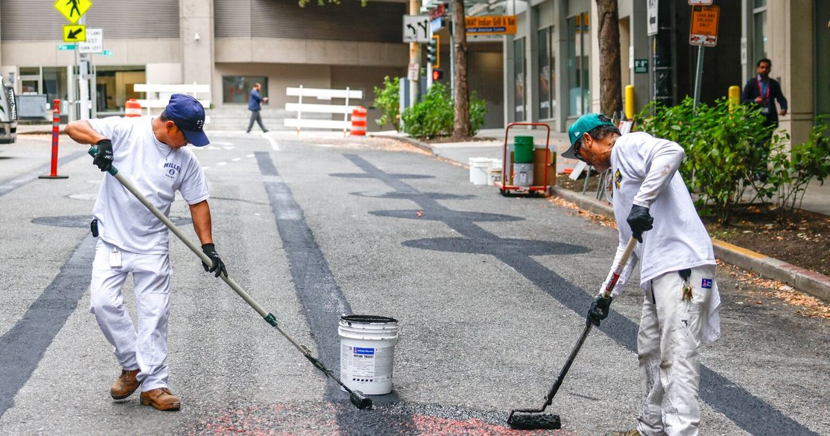 Ninth Avenue in downtown Seattle reopens after street mural is covered up