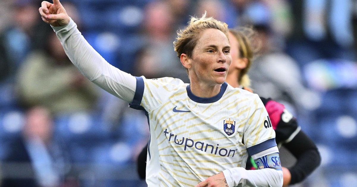 Jess Fishlock strikes twice; Seattle Reign move above NWSL playoff line