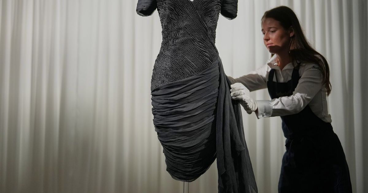 Princess Diana’s ‘Revenge Dress’ gets ready for auction