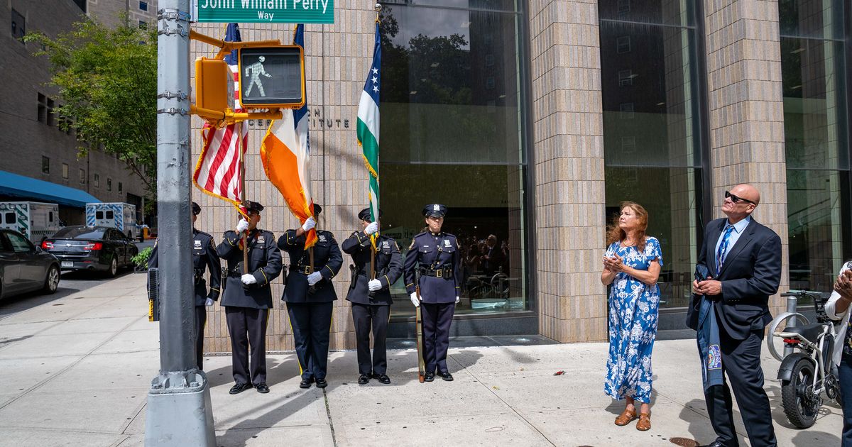 NYC street renamed for NYPD cop who died on 9/11 after rushing out of retirement office