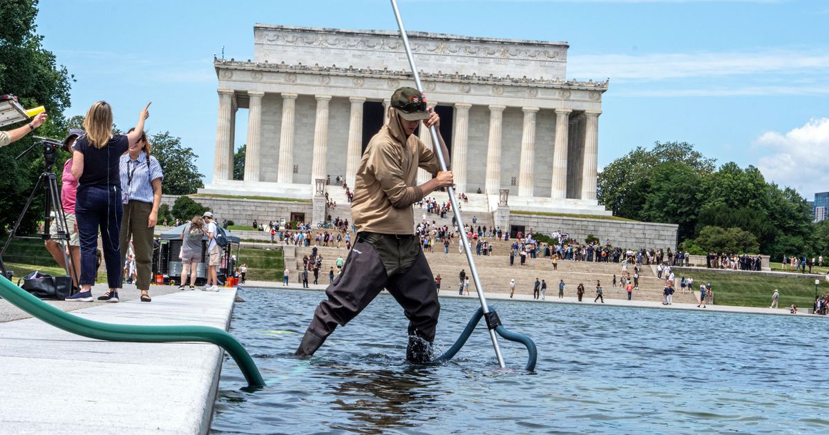 Contractor blames its own repairs, not vandals, for reflecting pool failure