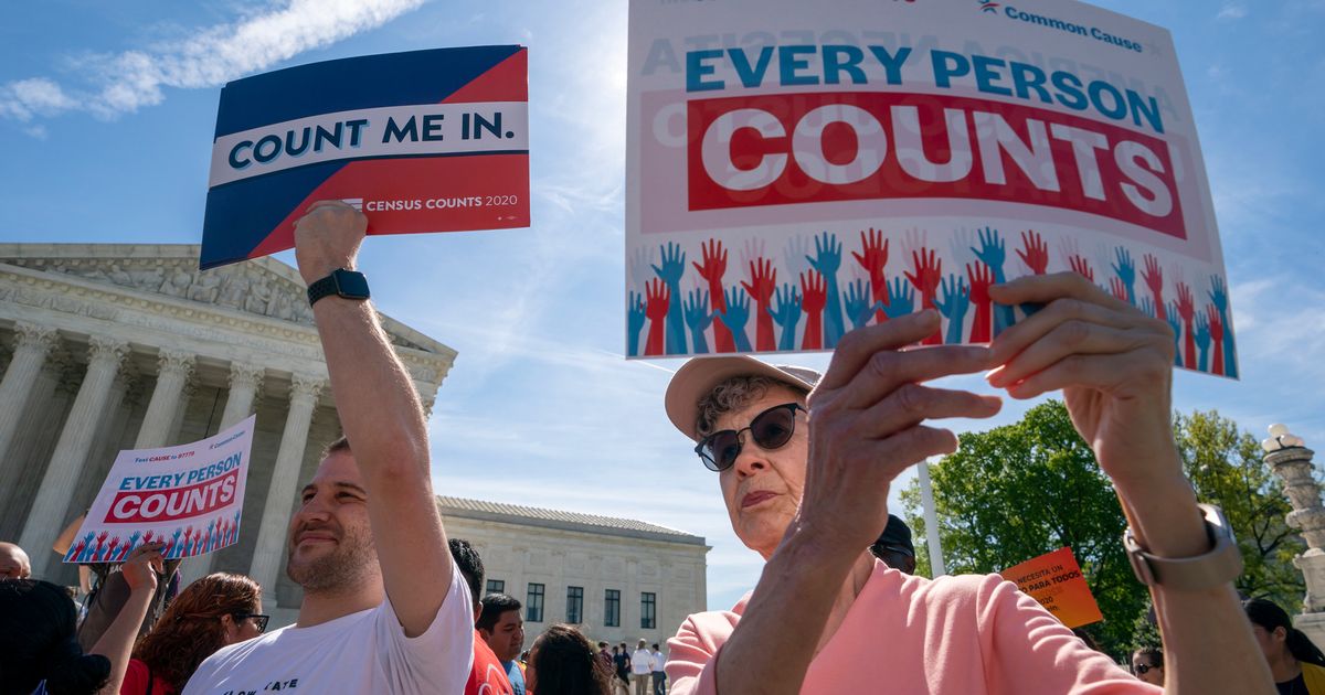 Under Trump, census eyes sweeping plan to omit immigrants, race data
