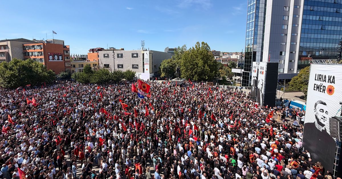 Protests against war crimes verdicts add pressure on Kosovo’s government