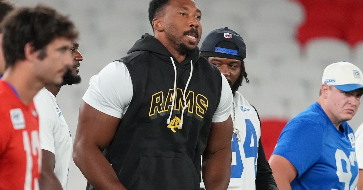 Rams star Myles Garrett will have knee surgery, expected to miss 4 games, AP source says