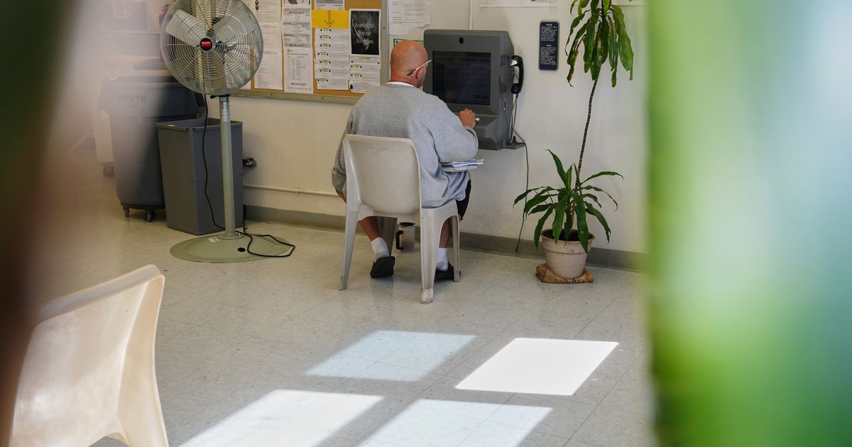 As heat becomes more extreme, inmates are increasingly threatened by rising temperatures