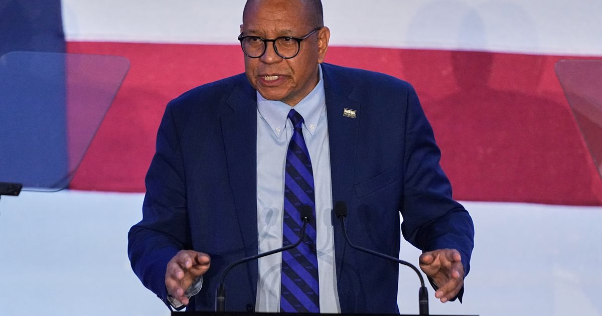 New Jersey’s governor asks lieutenant governor to resign over alleged ethics violations