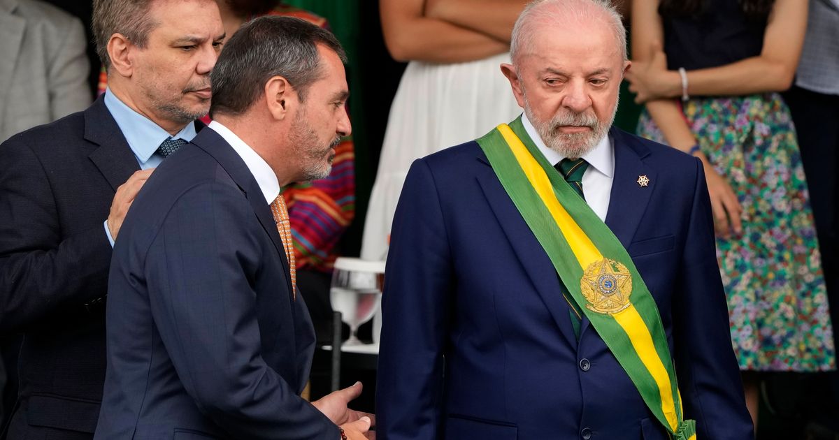 Brazil Supreme Court removes federal police chief, Lula appeals the decision