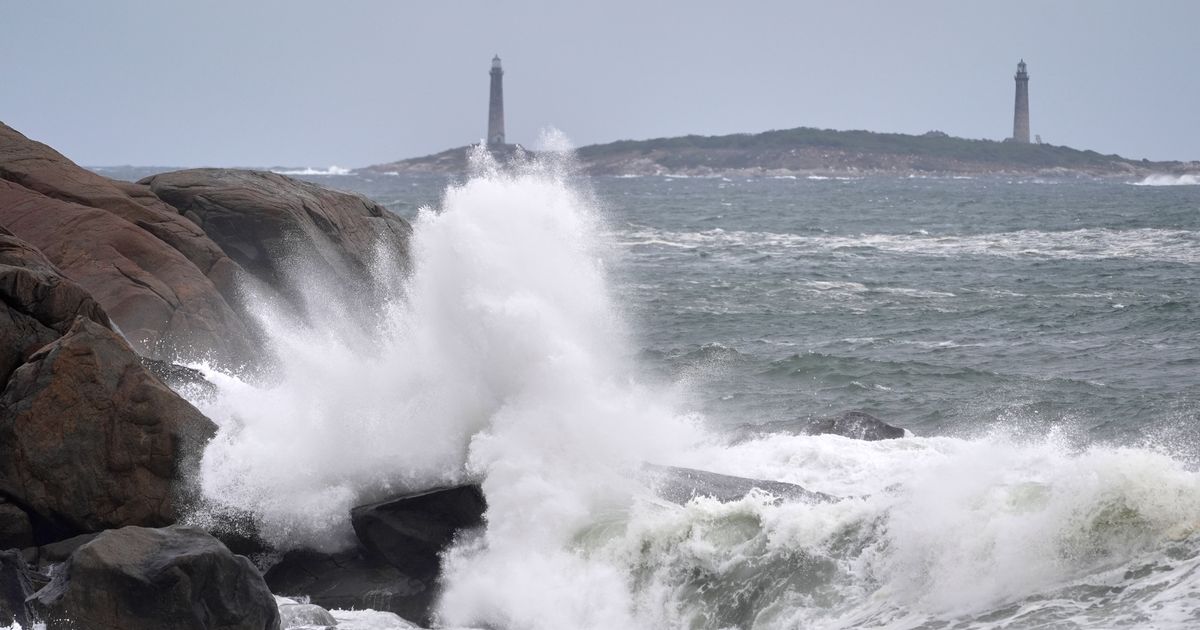 Roads flood in New Jersey, inundate some homes, as major signs of nor’easter take shape