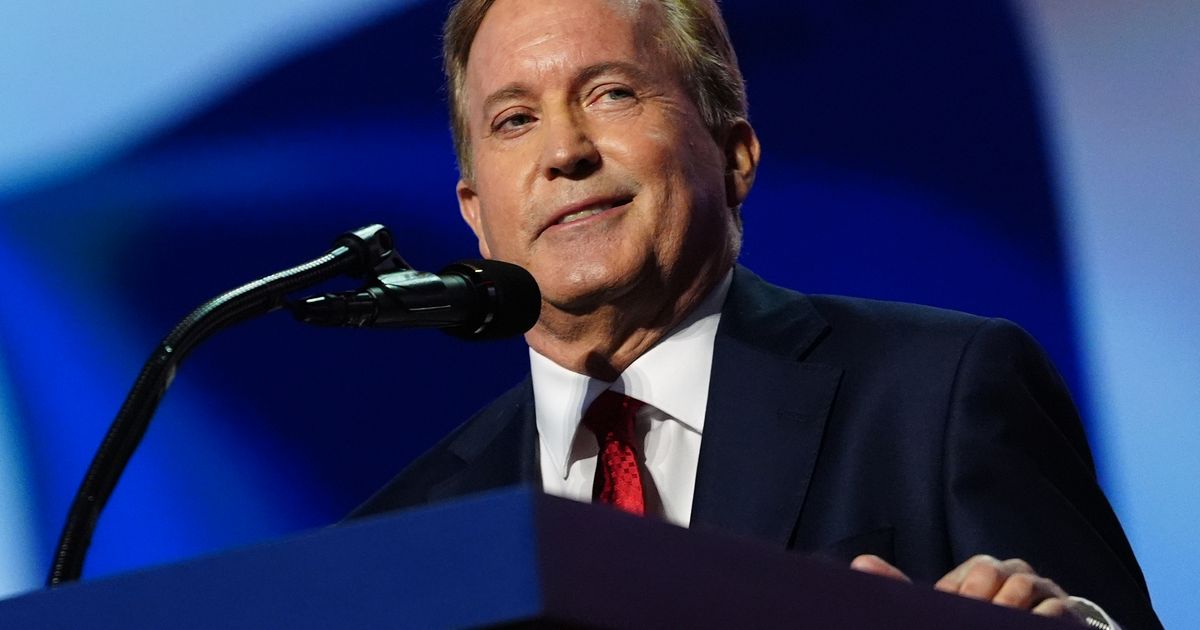 Trump’s teasing is the price Paxton had to pay to use Republican midterm convention to raise money