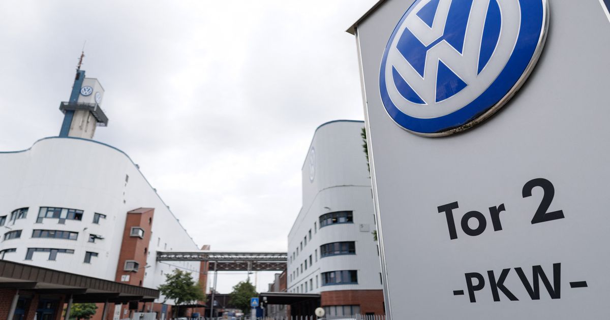 Volkswagen board approves cutting 50,000 more jobs and ending production at 4 plants