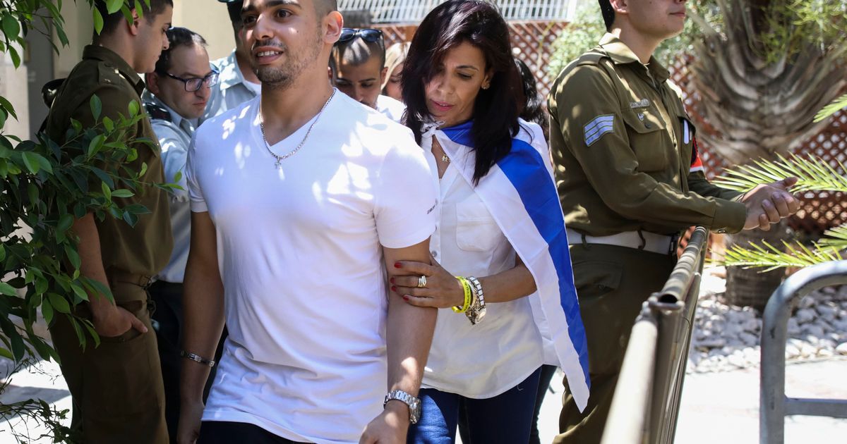 Israel’s president pardons a combat medic whose shooting of a Palestinian attacker caused debate