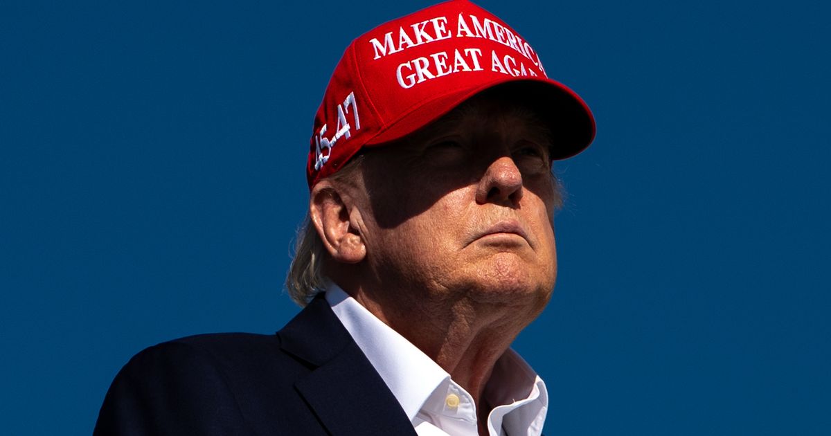 New grand jury subpoenas in investigation targeting Trump-Russia probe, AP sources say