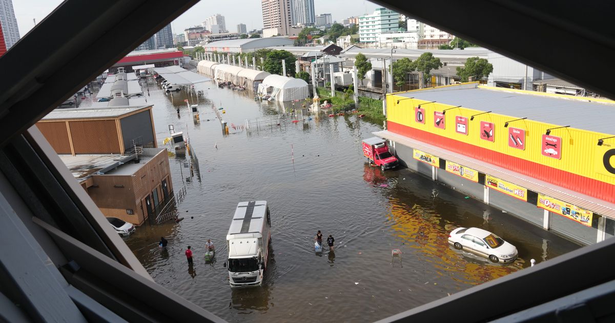Thailand’s government approves emergency funding after deadly floods that impacted millions
